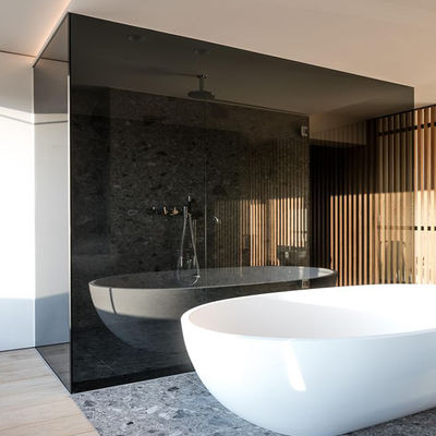 Окрашенное красочное стекло Внутренние стеклянные перегородки Домашнее использование с алюминиевой рамой