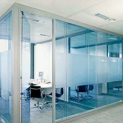 Окрашенное красочное стекло Внутренние стеклянные перегородки Домашнее использование с алюминиевой рамой