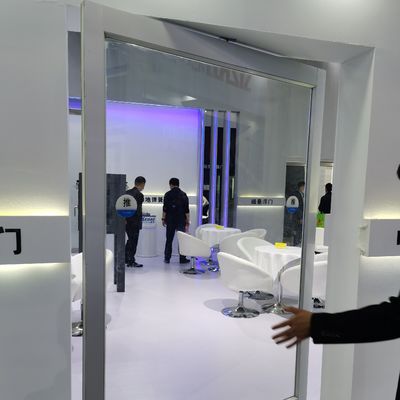 Рама из алюминиевого сплава роскошный дизайн ламинированное закаленное стекло Ключевая передняя дверь в индивидуальных размерах для одного и двух видов стекла