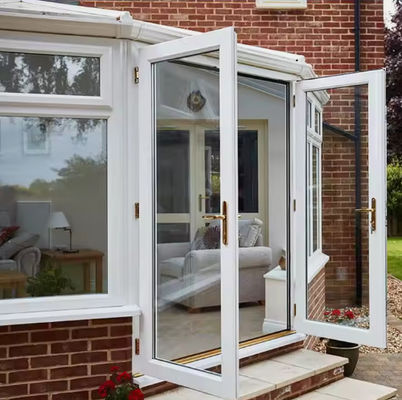 Настраиваемая алюминиевая распашная дверь с толщиной профиля 1,4-3,0 мм и высокой прочностью для современных помещений