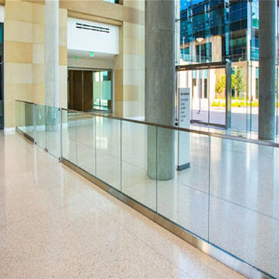 Современный дизайн 12мм отвержденного стекла с пятилетней гарантией и надежной отделкой